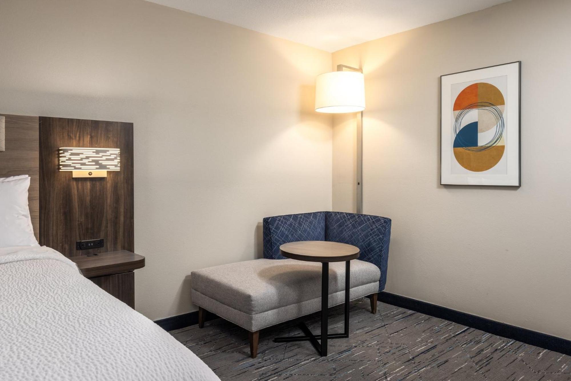 Holiday Inn Express Portland South - Lake Oswego By Ihg Екстериор снимка