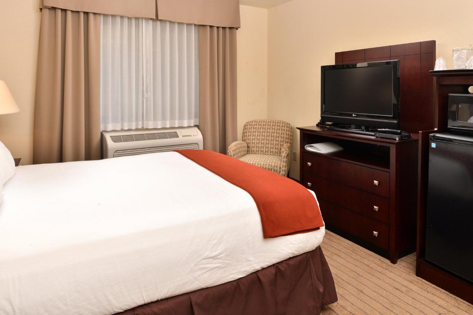Holiday Inn Express Portland South - Lake Oswego By Ihg Екстериор снимка