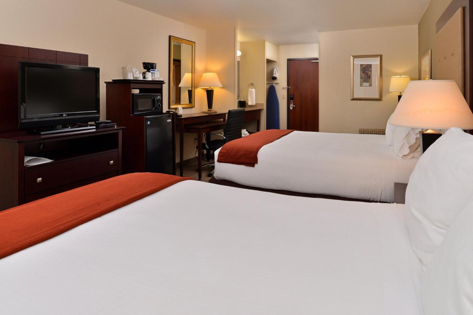 Holiday Inn Express Portland South - Lake Oswego By Ihg Екстериор снимка