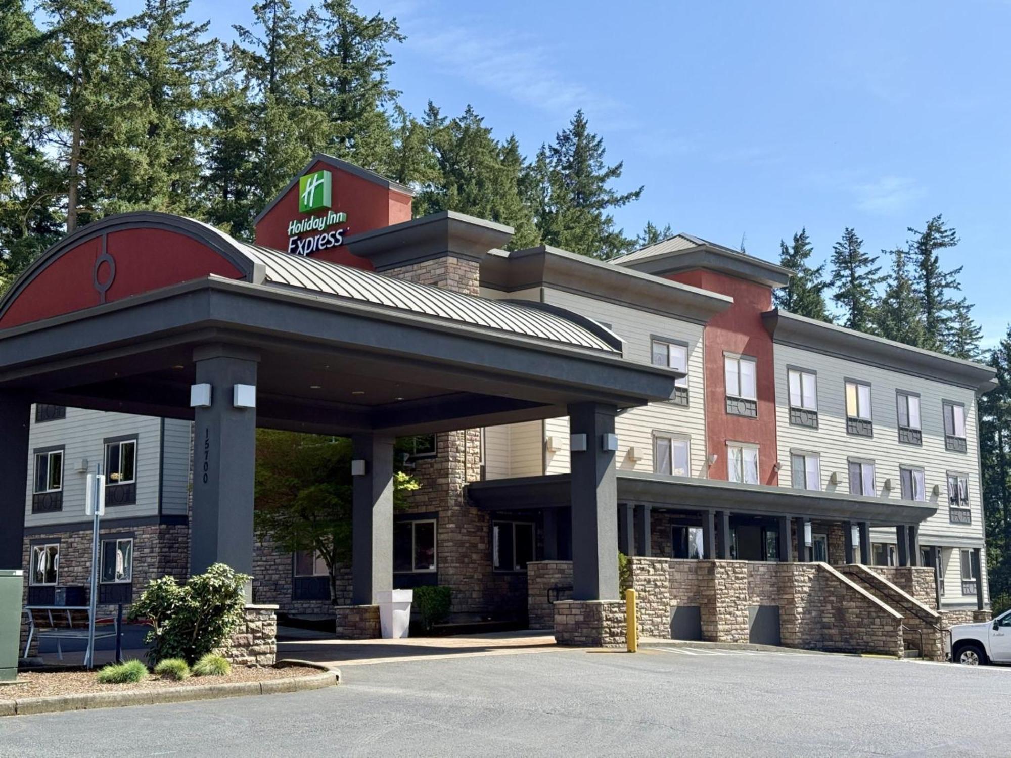 Holiday Inn Express Portland South - Lake Oswego By Ihg Екстериор снимка